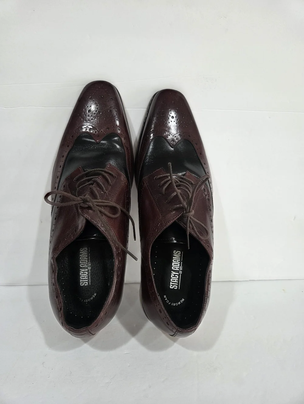 Stacy Adams Men's Two-Tone Burgundy and Black Wingtip Oxford Dress Shoes Sz.11,5